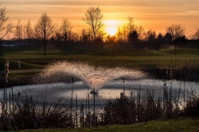 Silverstone Golf Club And Hotel Dış mekan fotoğraf